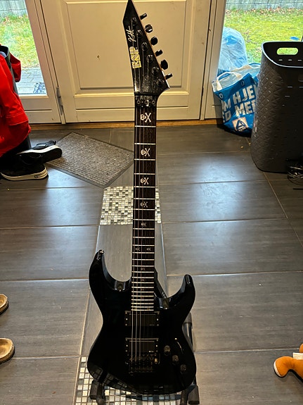 Product image 1 of 5