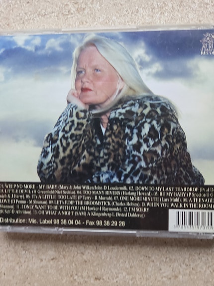 Product image 2 of 2