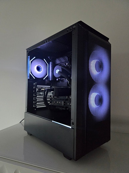 Product image 1 of 8