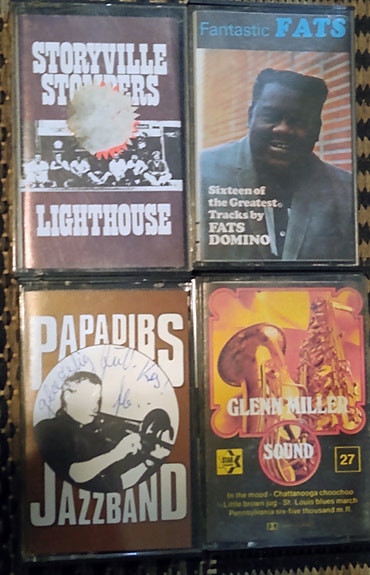 Product image 1 of 2