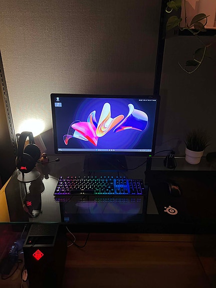 Product image 1 of 2