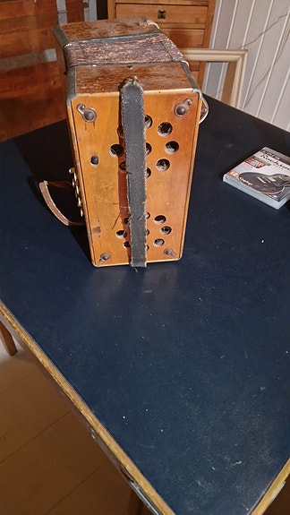 Product image 2 of 9