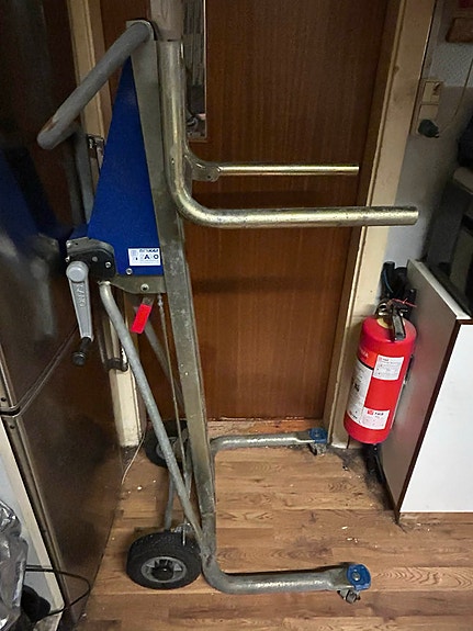 Product image 9 of 10