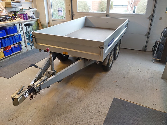 Product image 1 of 9