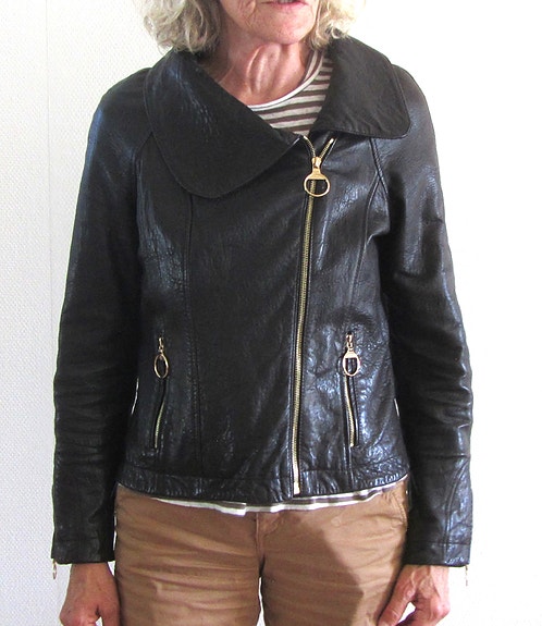 Product image 1 of 6