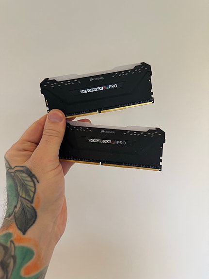 Product image 1 of 3