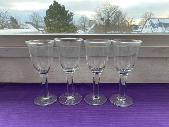 Product image 1 of 7