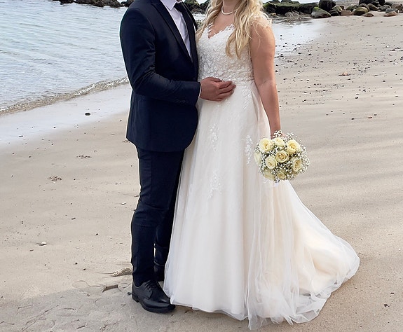 Product image 1 of 8