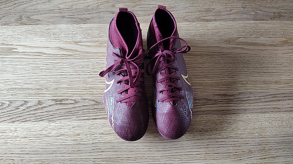 Product image 1 of 3