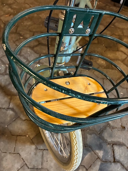 Product image 8 of 9