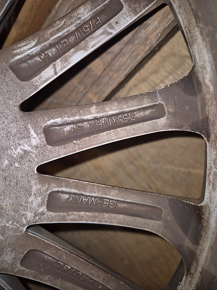 Product image 9 of 9