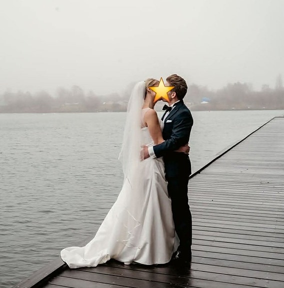 Product image 1 of 9