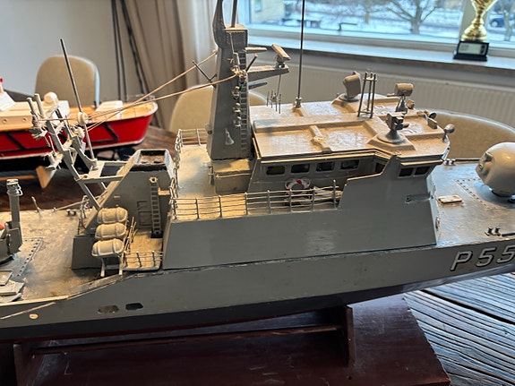 Product image 2 of 6