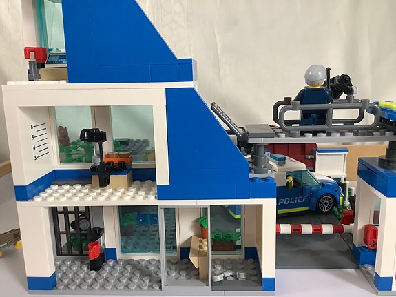 Product image 9 of 10