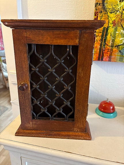 Product image 1 of 5