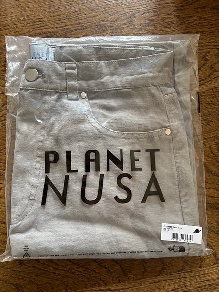 Product image 1 of 2