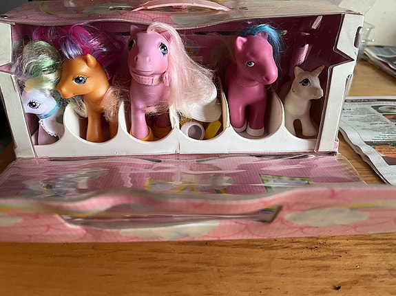 Product image 1 of 4