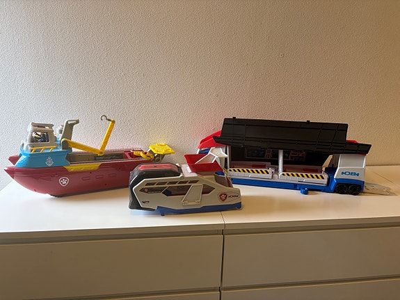 Product image 1 of 2