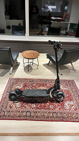 Product image 1 of 9