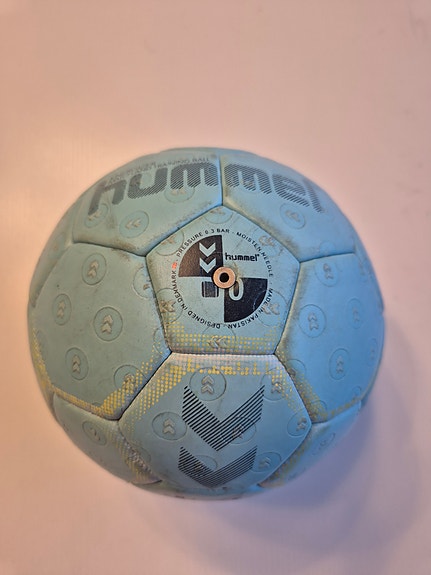 Product image 1 of 3