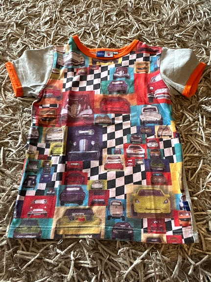 Product image 1 of 2