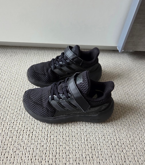 Product image 1 of 9