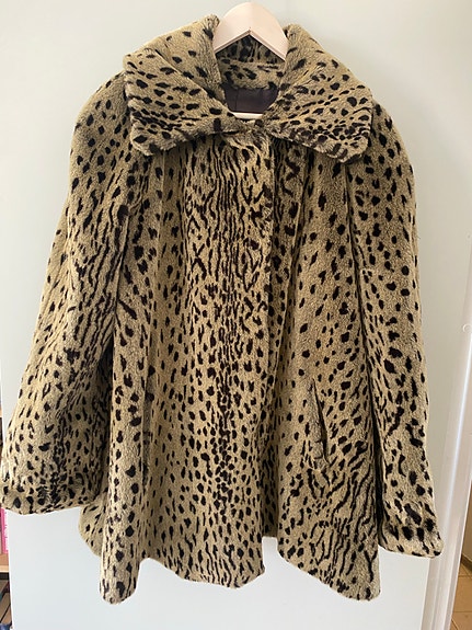 Product image 1 of 9