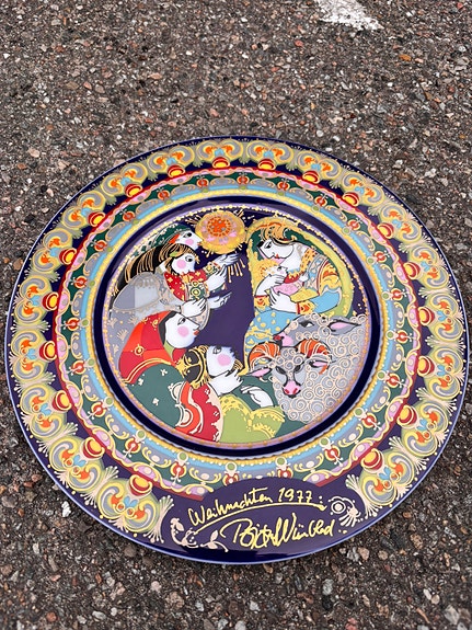 Product image 1 of 2