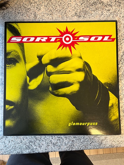 Product image 1 of 2