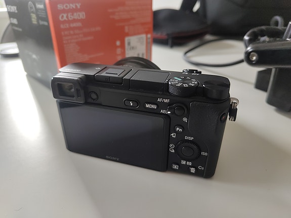 Product image 1 of 4