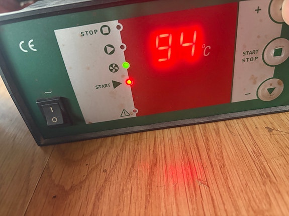 Product image 1 of 3