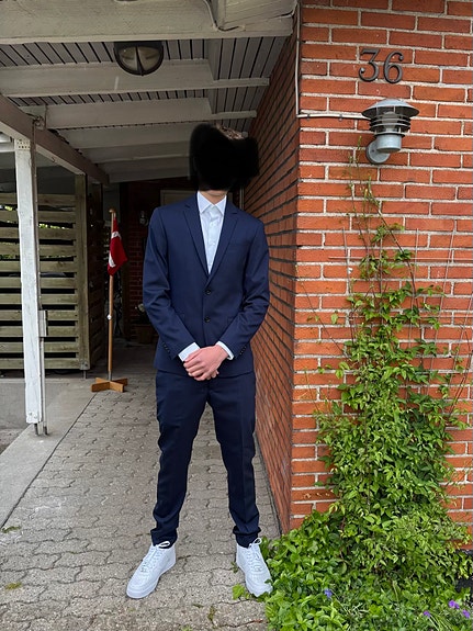 Product image 1 of 6