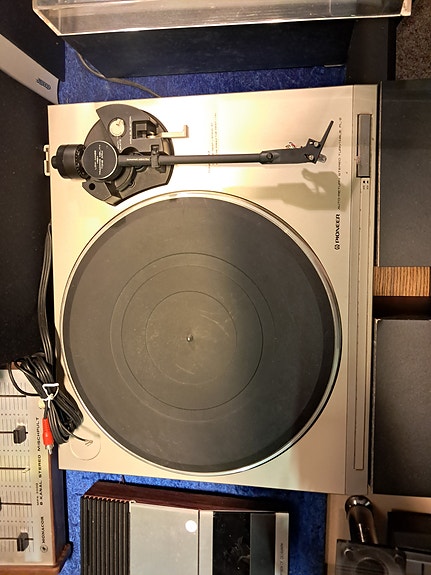 Product image 1 of 4