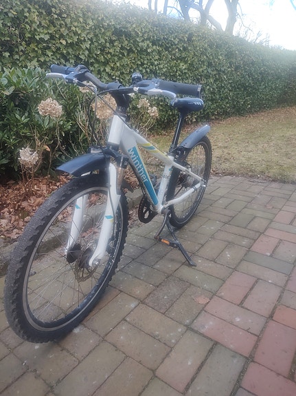 Product image 1 of 6