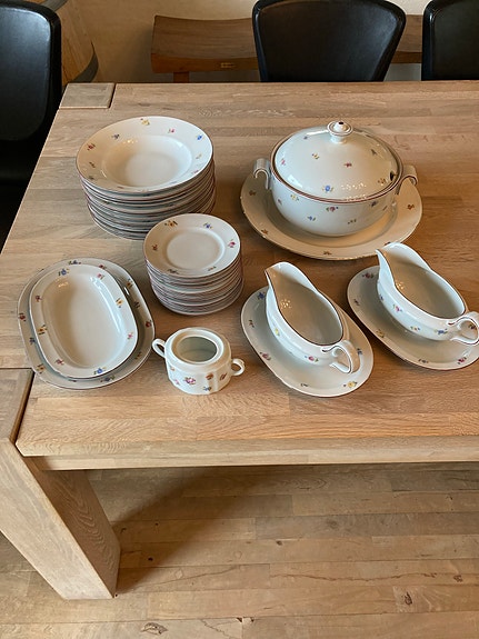 Product image 1 of 9