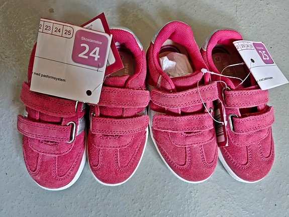 Product image 1 of 8