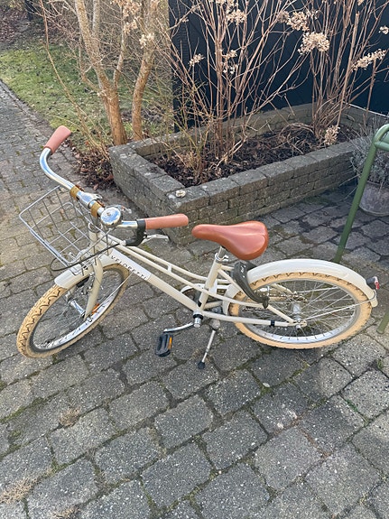 Product image 1 of 10