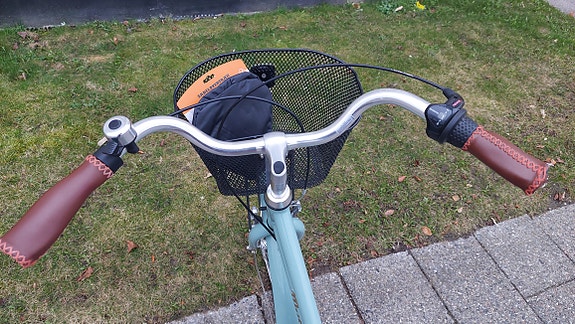 Product image 8 of 9