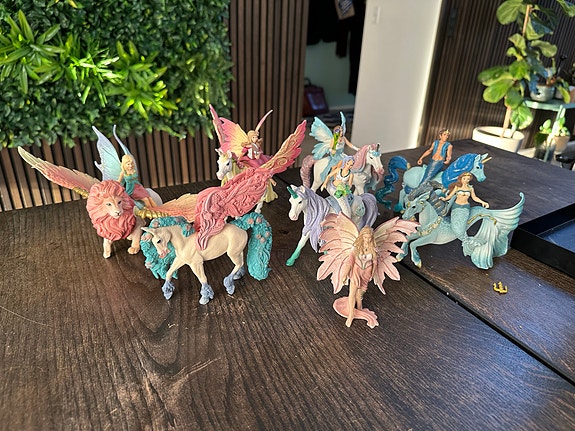 Product image 1 of 10