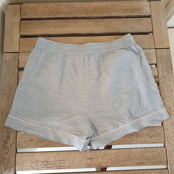 Product image 13 of 17