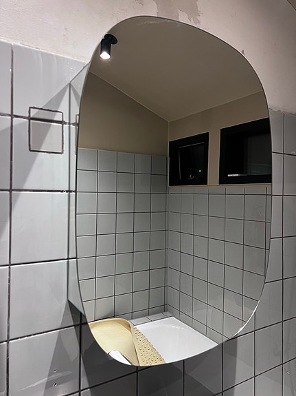 Product image 1 of 8