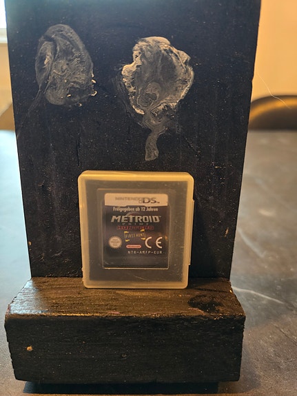 Product image 1 of 2