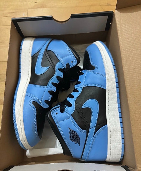 Product image 1 of 2