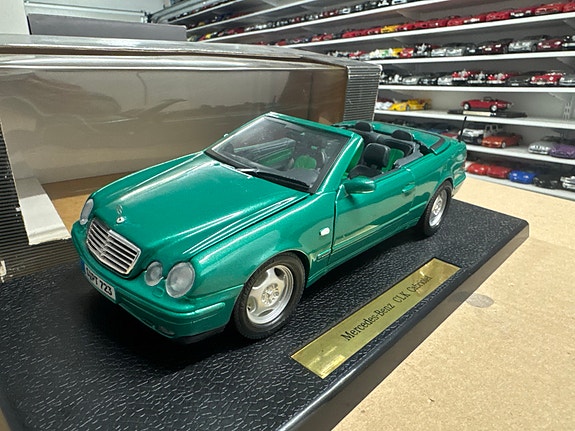 Product image 1 of 9