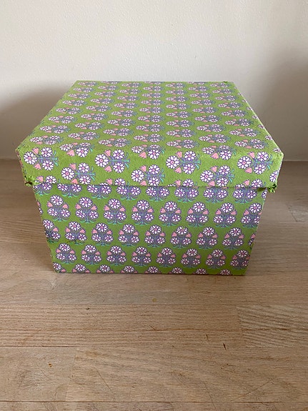 Product image 1 of 4