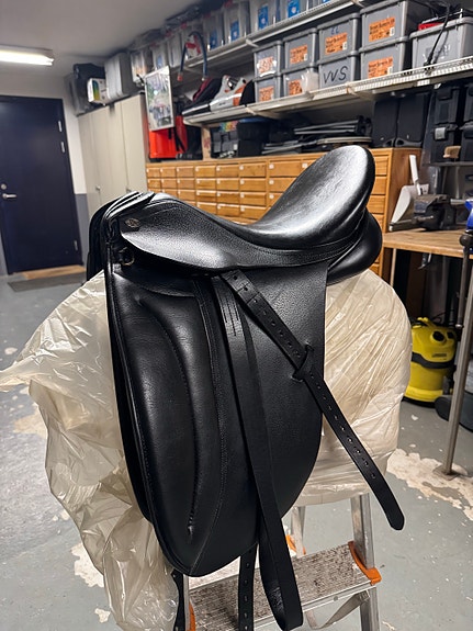 Product image 1 of 5