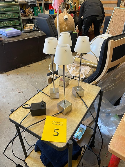 Product image 1 of 6