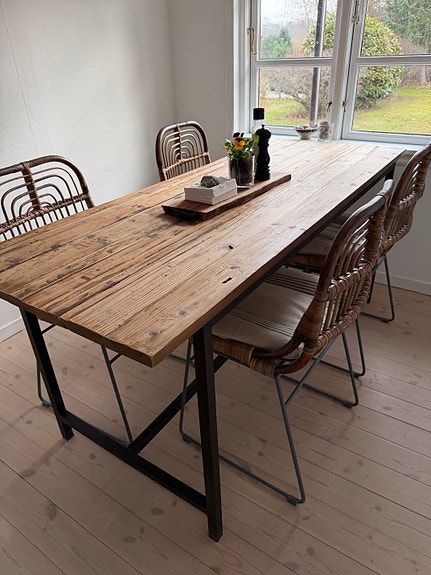 Product image 1 of 9