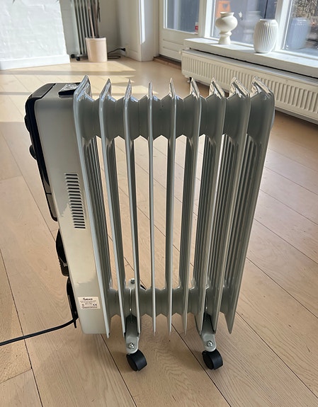 Product image 1 of 6