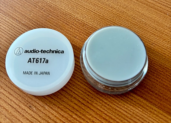 Product image 1 of 2